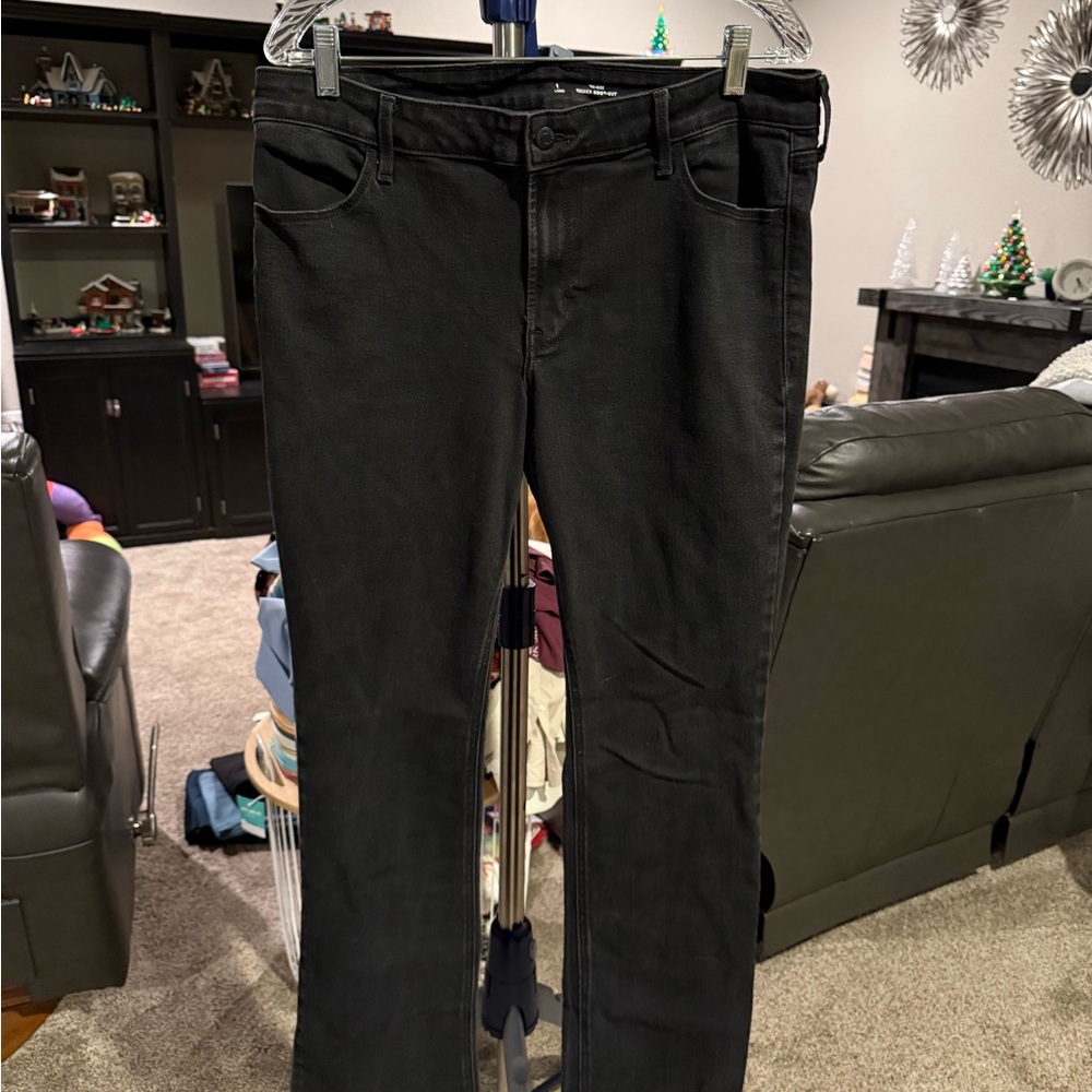 1 long Black Women's Jeans kicker boot-cut mid-rise. Size 14L